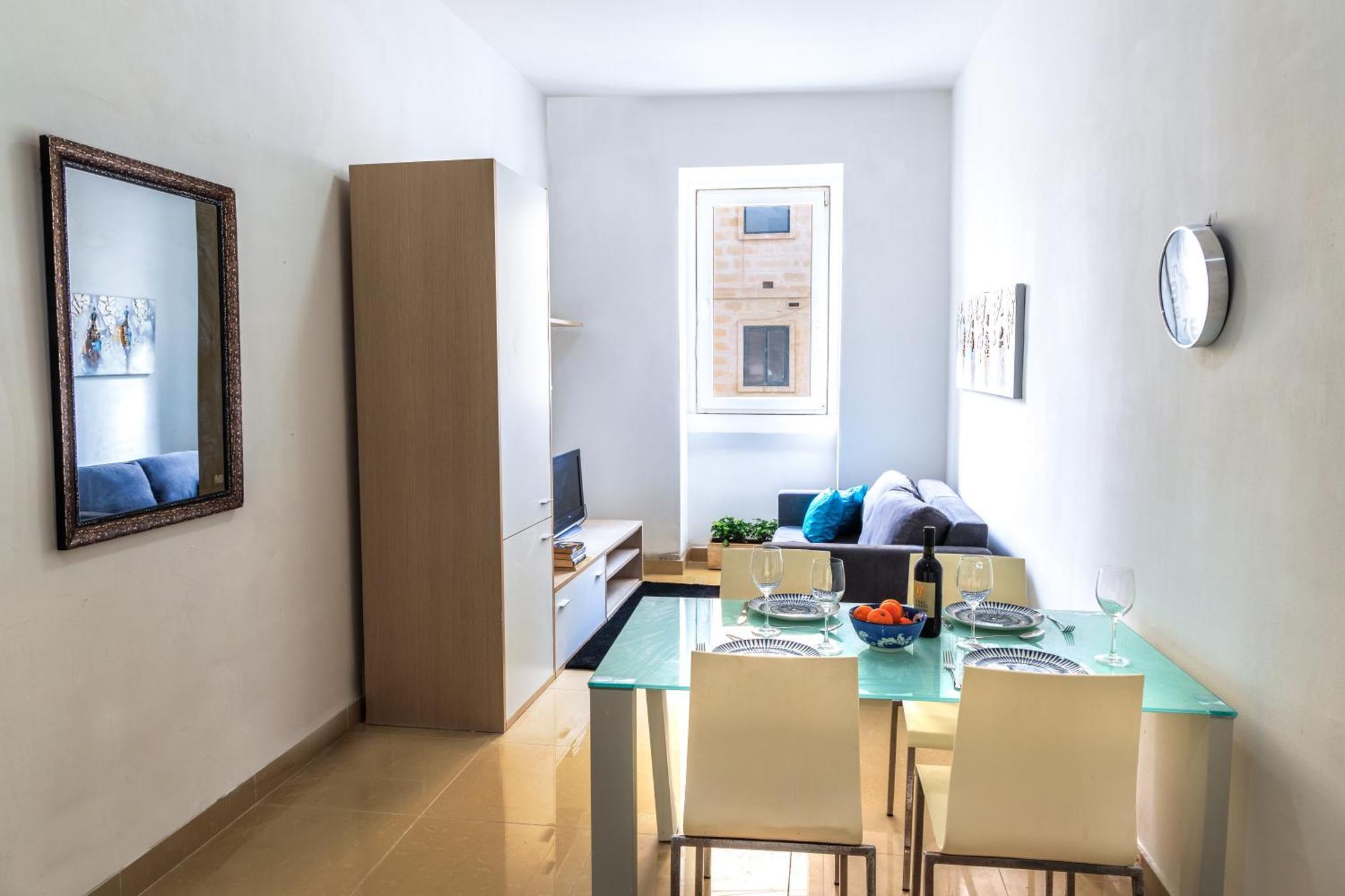 Stylish St.Julians 2 Bedroom Apartment For Rent In The City Centre With Terrace Saint Julian's Luaran gambar